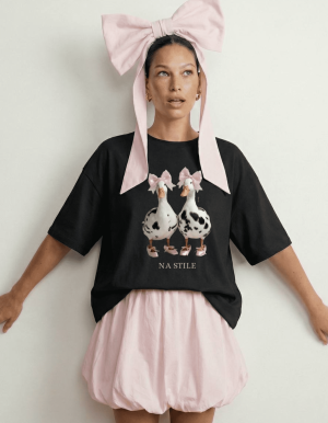 Футболка с принтом "Подружки", чёрный