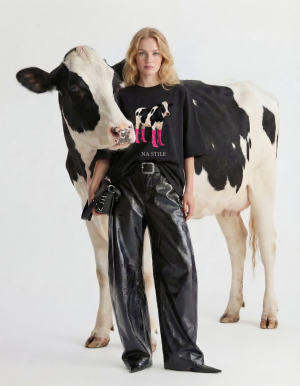 Футболка с принтом «Корова», чёрный